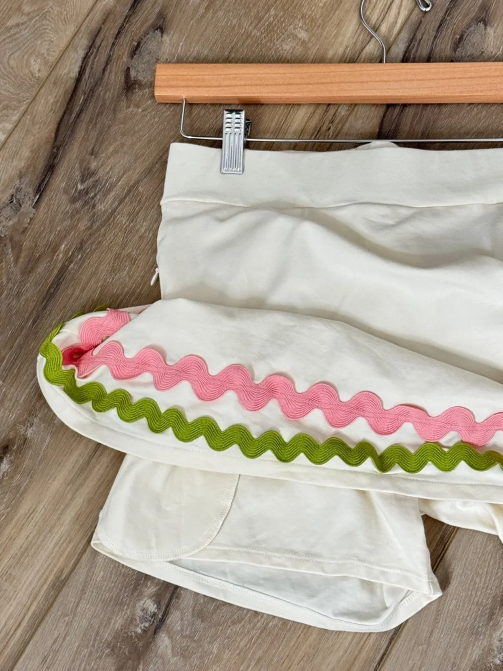Spartina Jersey Flounce Skort Antique White Ric Rac Stretch Pink Green Size XS